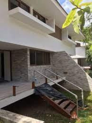 Imagem Casa com 4 Quartos à Venda, 250 m² em Poço Da Panela - Recife