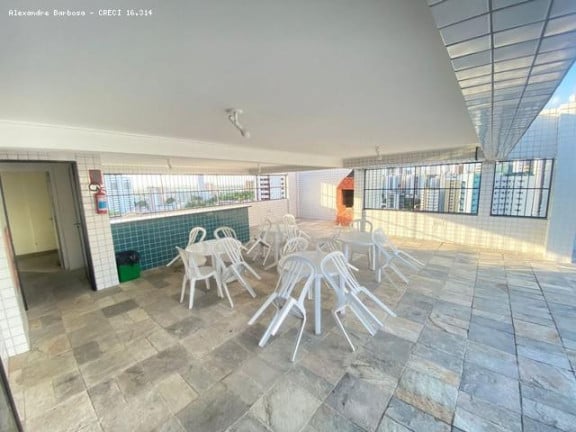 Foto do imóvel Apartamento com 2 Quartos à Venda, 60 m² em Setúbal - Recife