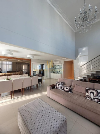 Foto do imóvel Apartamento com 3 Quartos à Venda, 252 m² em Centro - Balneário Camboriú
