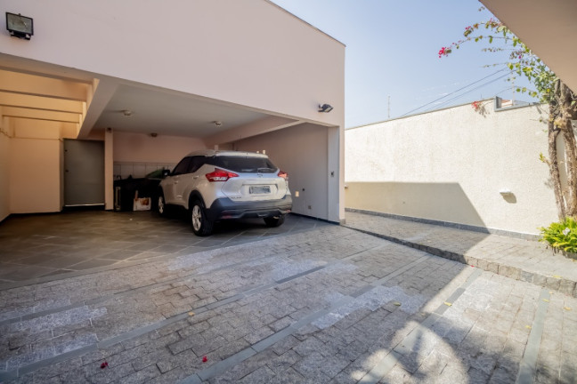 Foto do imóvel Sobrado com 3 Quartos à Venda, 256 m² em Vila Ipojuca - São Paulo