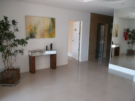 Foto do imóvel Imóvel com 3 Quartos à Venda,  em Boa Vista - Porto Alegre