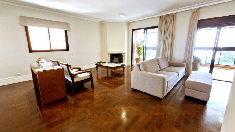 Foto do imóvel Apartamento com 3 Quartos à Venda, 195 m² em Jardim Fonte Do Morumbi - São Paulo
