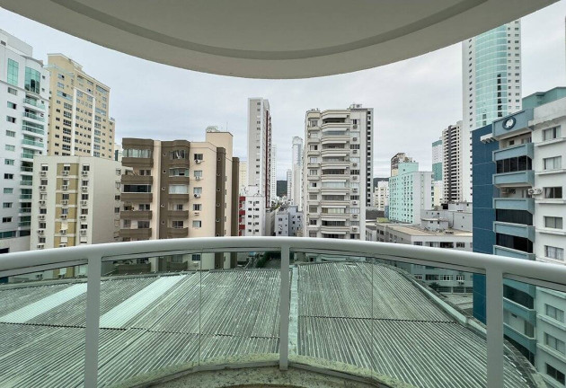 Foto do imóvel Apartamento com 3 Quartos à Venda, 241 m² em Centro - Balneário Camboriú