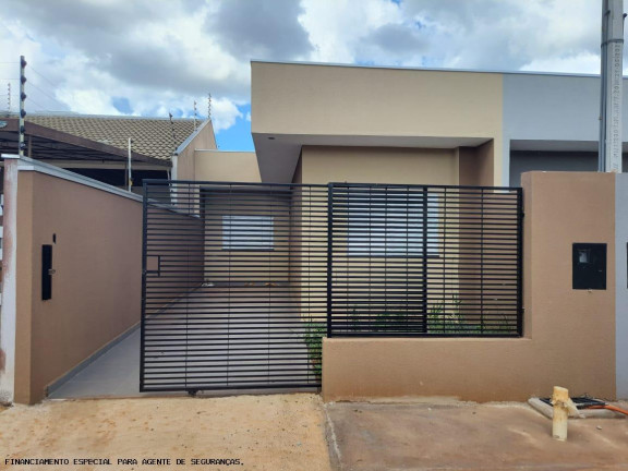 Imagem Casa com 3 Quartos à Venda, 72 m² em Jardim Carmelo - Sarandi