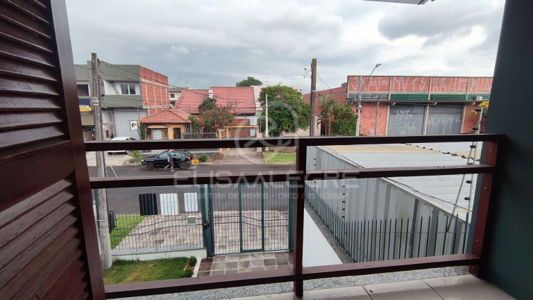Imagem Sobrado com 6 Quartos à Venda, 384 m² em Santa Catarina - Sapucaia Do Sul