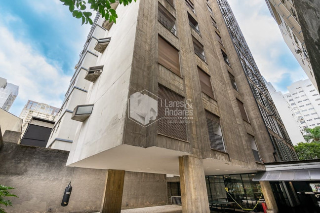 Foto do imóvel Apartamento com 3 Quartos à Venda, 200 m² em Cerqueira César - São Paulo