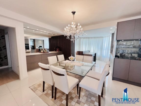 Foto do imóvel Apartamento com 3 Quartos à Venda, 137 m² em Centro - Balneário Camboriú