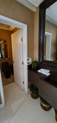 Foto do imóvel Casa de Condomínio com 4 Quartos à Venda, 340 m² em Morumbi - São Paulo