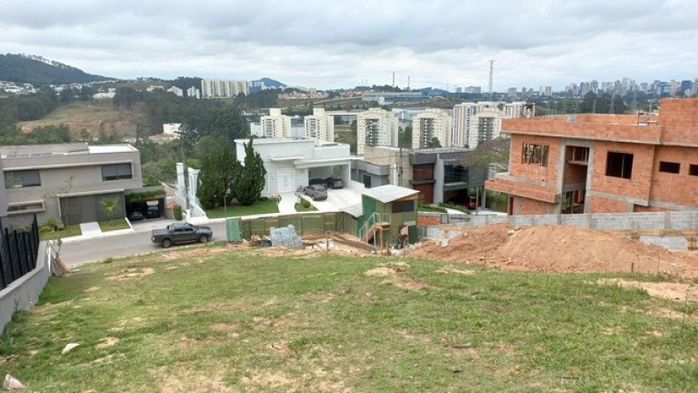 Foto do imóvel Terreno à Venda, 711 m² em Tamboré - Santana De Parnaíba