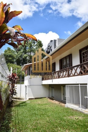 Imagem Casa com 4 Quartos à Venda, 230 m² em Ahú - Curitiba