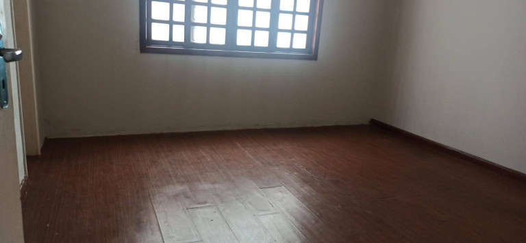 Foto do imóvel Casa com 4 Quartos à Venda, 250 m² em Gutierrez - Belo Horizonte