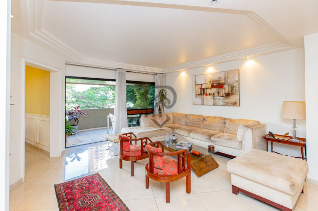 Foto do imóvel Apartamento com 4 Quartos à Venda, 200 m² em Moema - São Paulo