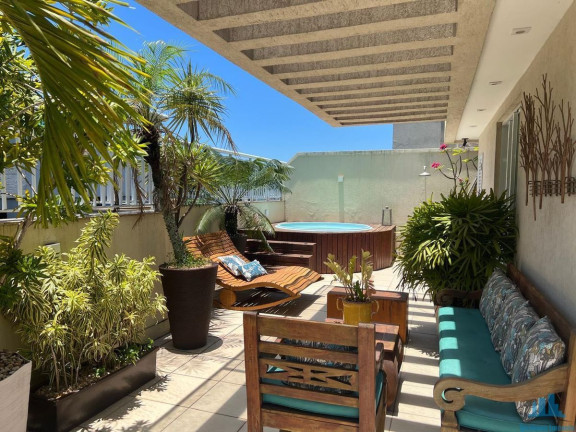 Foto do imóvel Cobertura com 3 Quartos à Venda, 210 m² em Santa Rosa - Niterói
