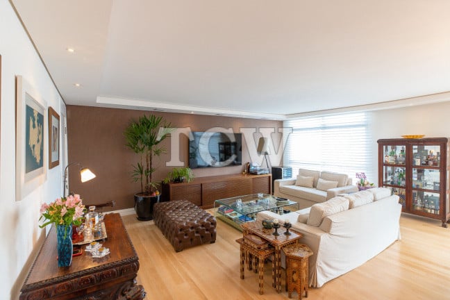 Foto do imóvel Apartamento com 3 Quartos à Venda, 152 m² em Vila Mariana - São Paulo