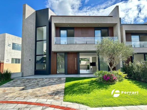 Foto do imóvel Casa de Condomínio com 3 Quartos à Venda, 180 m² em Zona Nova - Capão Da Canoa