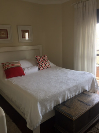 Foto do imóvel Imóvel com 3 Quartos à Venda, 212 m² em Vila Suzana - São Paulo