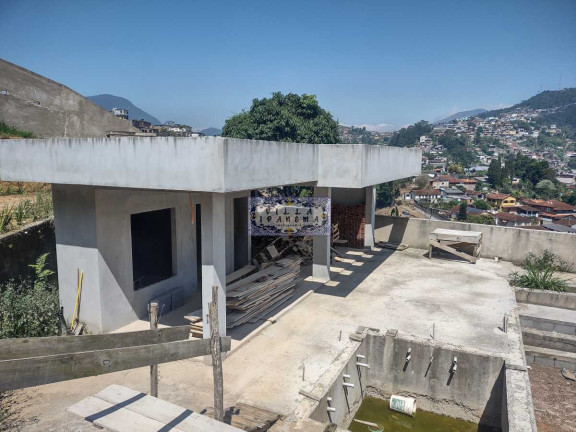 Imagem Imóvel com 4 Quartos à Venda, 200 m² em Barra Do Imbuí - Teresópolis