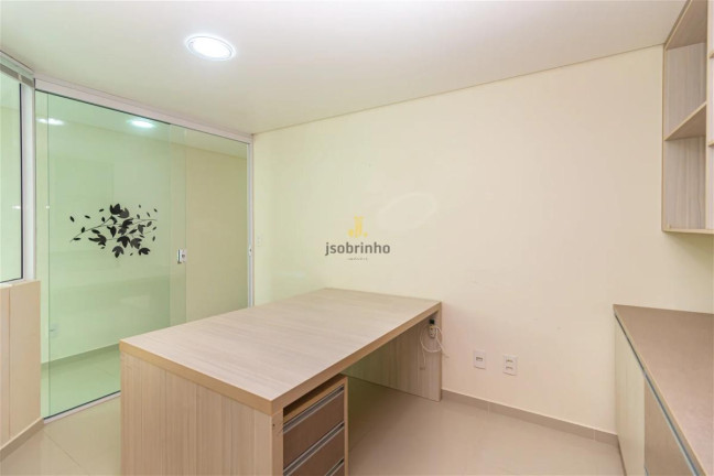 Foto do imóvel Cobertura com 3 Quartos à Venda, 315 m² em Meia Praia - Itapema