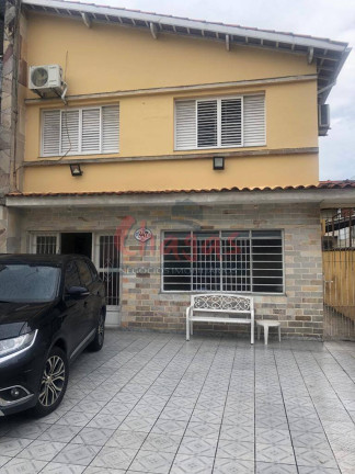 Foto do imóvel Sobrado com 6 Quartos à Venda, 200 m² em Centro - Caraguatatuba