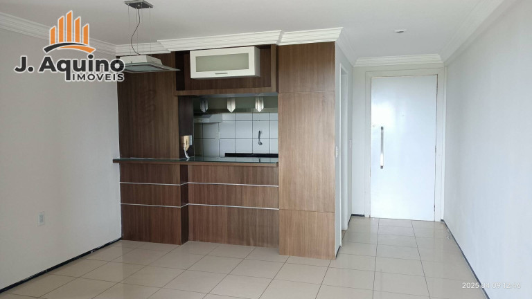 Foto do imóvel Apartamento com 3 Quartos à Venda, 74 m² em Engenheiro Luciano Cavalcante - Fortaleza