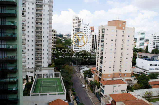 Imagem Apartamento com 2 Quartos à Venda, 105 m² em Moema - São Paulo