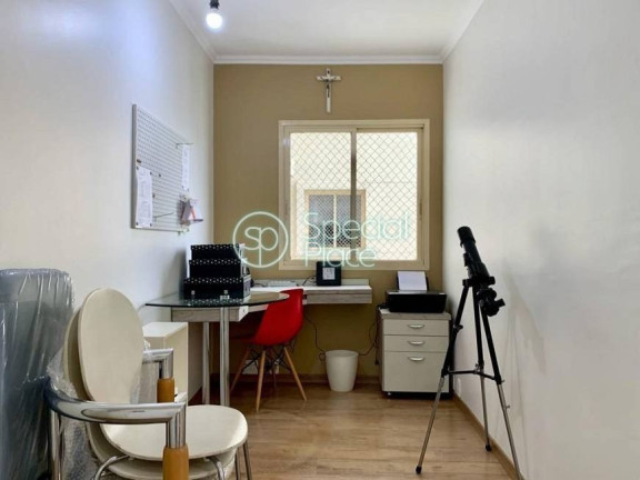 Imagem Apartamento com 3 Quartos à Venda, 130 m² em Moema Pássaros - São Paulo