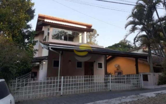 Foto do imóvel Casa de Condomínio com 3 Quartos à Venda, 395 m² em Chácara Pavoeiro - Cotia