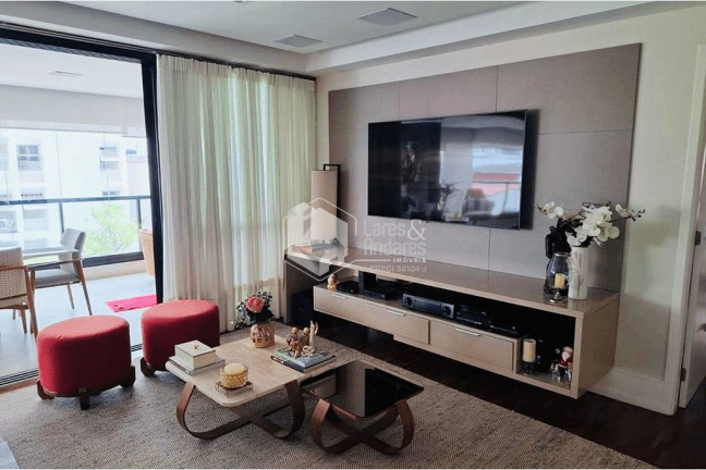 Foto do imóvel Apartamento com 4 Quartos à Venda, 184 m² em Moema - São Paulo