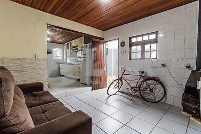 Imagem Casa com 3 Quartos à Venda, 89 m² em Menino Deus - Porto Alegre