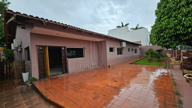 Imagem Casa com 4 Quartos para Alugar, 400 m² em Aleixo - Manaus