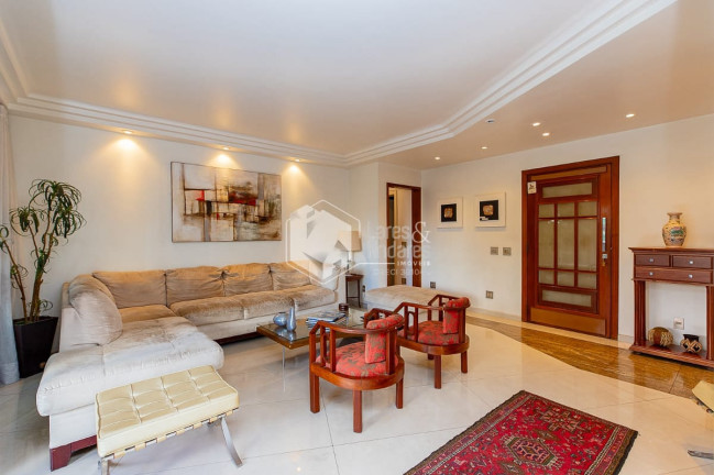 Foto do imóvel Apartamento com 4 Quartos à Venda, 200 m² em Moema - São Paulo