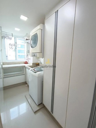 Foto do imóvel Apartamento com 3 Quartos à Venda, 160 m² em Meia Praia - Itapema