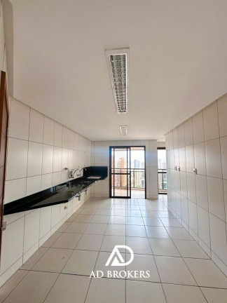 Imagem Apartamento com 4 Quartos à Venda, 200 m² em Umarizal - Belém