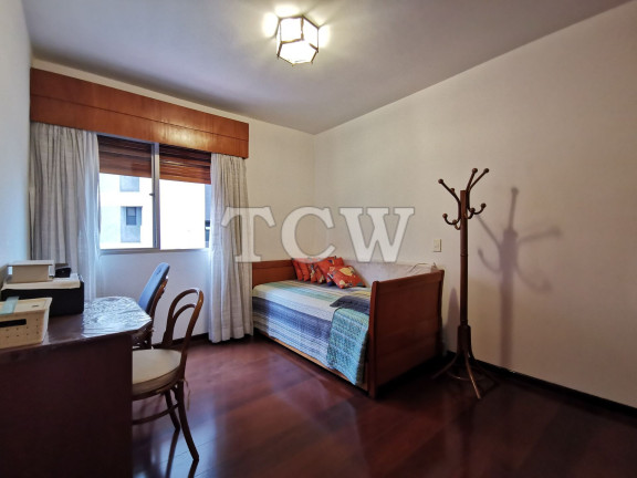 Foto do imóvel Apartamento com 4 Quartos à Venda, 172 m² em Moema - São Paulo