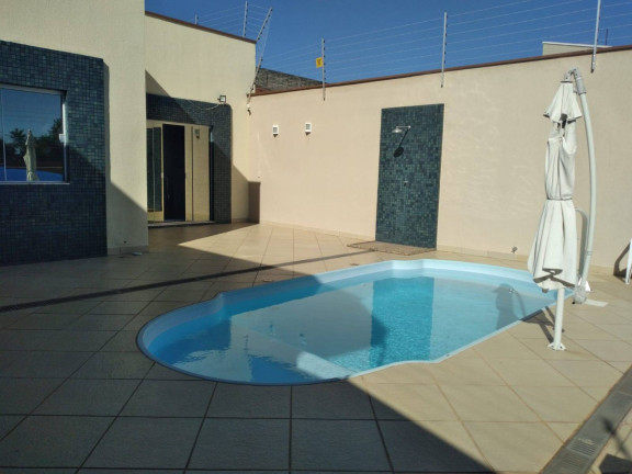 Imagem Casa com 3 Quartos à Venda, 300 m² em Residencial Estoril - Taubaté