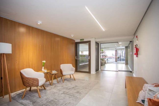Foto do imóvel Apartamento com 2 Quartos à Venda, 67 m² em Passo Da Areia - Porto Alegre