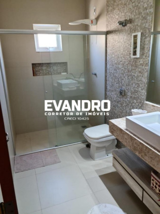 Imagem Casa com 4 Quartos à Venda, 375 m² em Condomínio Belvedere - Cuiabá