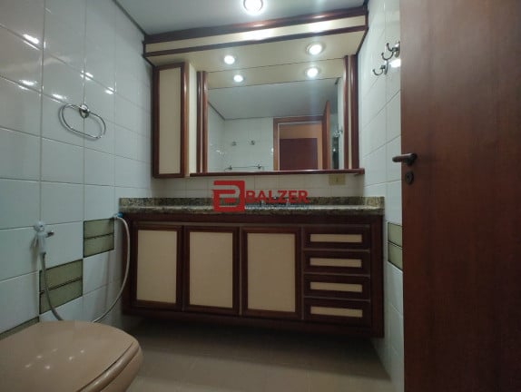 Foto do imóvel Apartamento com 3 Quartos à Venda, 122 m² em Centro - Florianópolis
