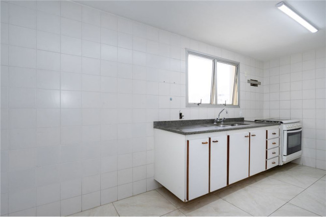 Imagem Apartamento com 3 Quartos à Venda, 131 m² em Vila Suzana - São Paulo