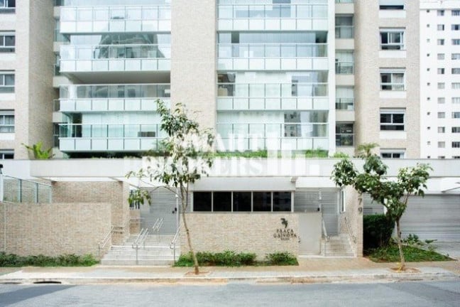 Foto do imóvel Apartamento com 3 Quartos à Venda, 182 m² em Moema - São Paulo