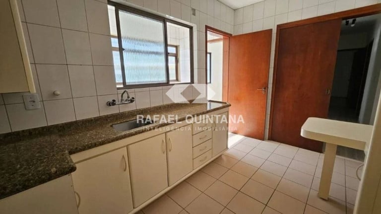 Foto do imóvel Apartamento com 3 Quartos à Venda, 109 m² em Centro - Florianópolis