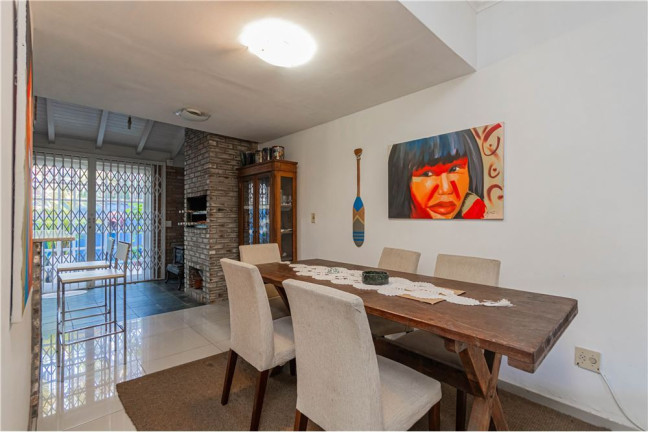 Foto do imóvel Casa com 2 Quartos à Venda,  em Ipanema - Porto Alegre