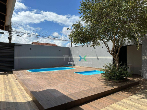 Imagem Casa com 3 Quartos à Venda, 432 m² em Monte Castelo - Campo Grande