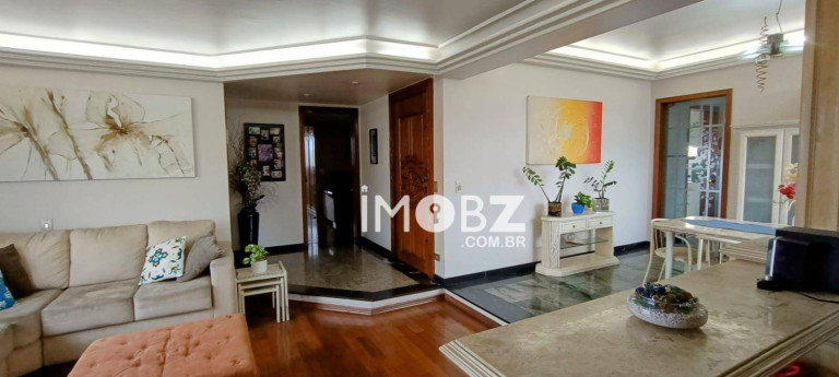 Foto do imóvel Imóvel com 4 Quartos à Venda, 200 m² em Bosque Da Saúde - São Paulo
