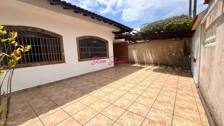 Foto do imóvel Casa com 3 Quartos à Venda, 252 m² em Caiçara - Praia Grande