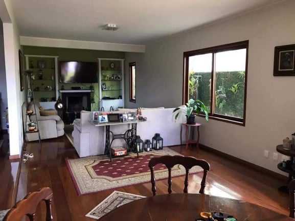 Imagem Casa com 4 Quartos à Venda,  em Braunes - Nova Friburgo