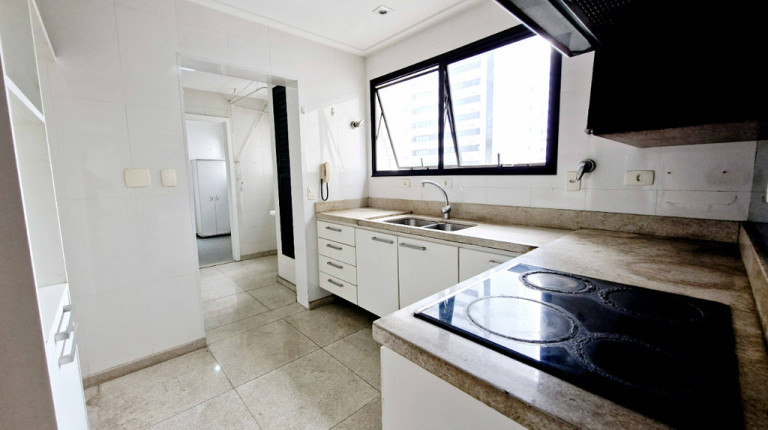 Foto do imóvel Imóvel com 4 Quartos à Venda, 184 m² em Aclimação - São Paulo
