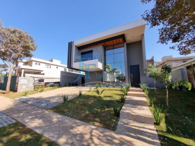 Casa de Condomínio com 3 Quartos à Venda, 340 m² em Bonfim Paulista - Ribeirão Preto