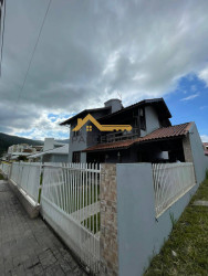 Casa com 3 Quartos à Venda, 130 m² em Pedra Branca - Palhoça