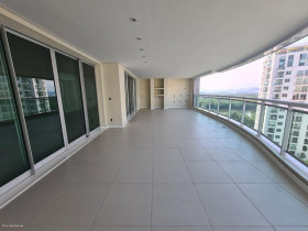 Apartamento com 4 Quartos à Venda, 802 m² em Barra Da Tijuca - Rio De Janeiro